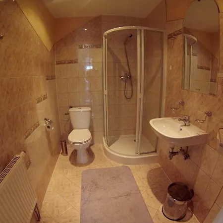 Pod Wiezami Отель типа 