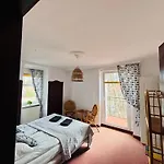 Nocleg ze śniadaniem Pod Wiezami