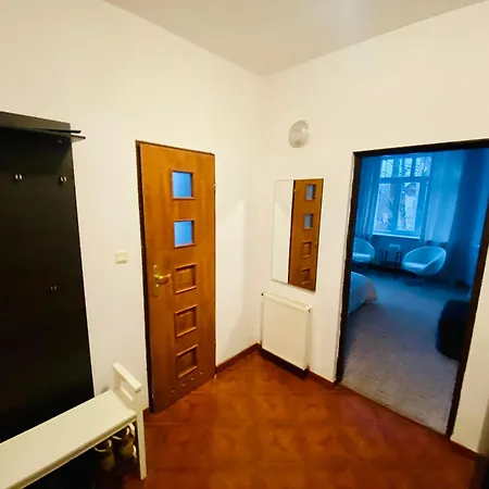 Pod Wiezami 住宿加早餐酒店 3*