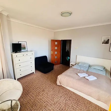 Pod Wiezami 3* 卡尔帕奇