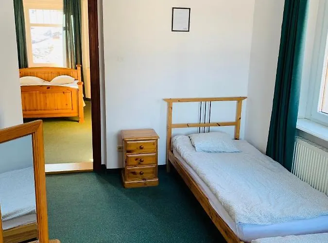 Frühstückspension Pod Wiezami 3*